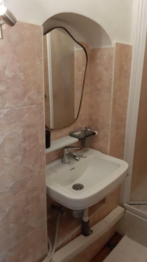 Trastevere Intimate Apartment روما المظهر الخارجي الصورة